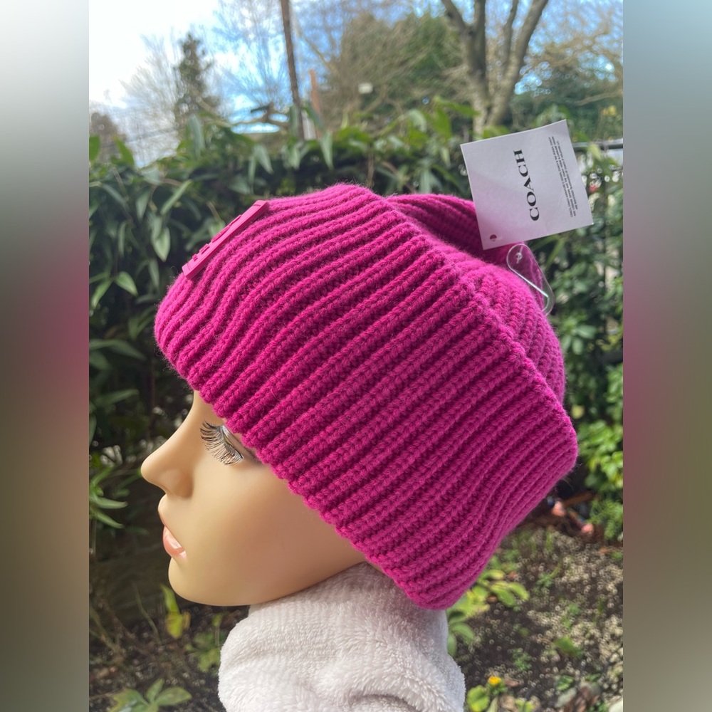 Coach Pink ( Hyacinth) Beanie. - Picture 4 of 13